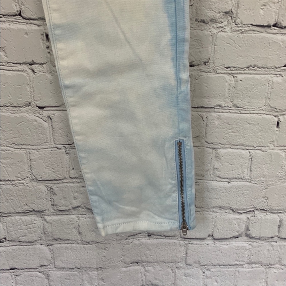 Women’s 2 NYDJ Kimora Stripe Stellar Blue Tie Dye Ankle Zip Jeans NWT - Picture 2 of 7